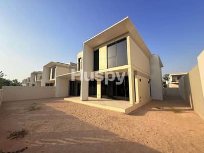 5 Bedroom Villa for Rent in Tilal Al Ghaf, Dubai - Vacant | Closed Kitchen | Close to Amenities