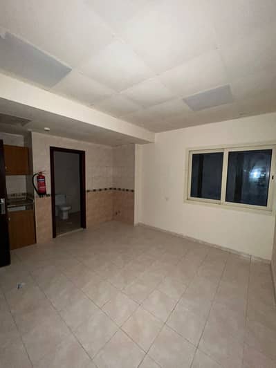 Студия в аренду в Аль Мусалла, Шарджа - b4f30b50-1171-42c0-84d6-3df4114daaba. jpeg