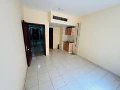 شقة في القاسمية 17990 درهم - 11896784