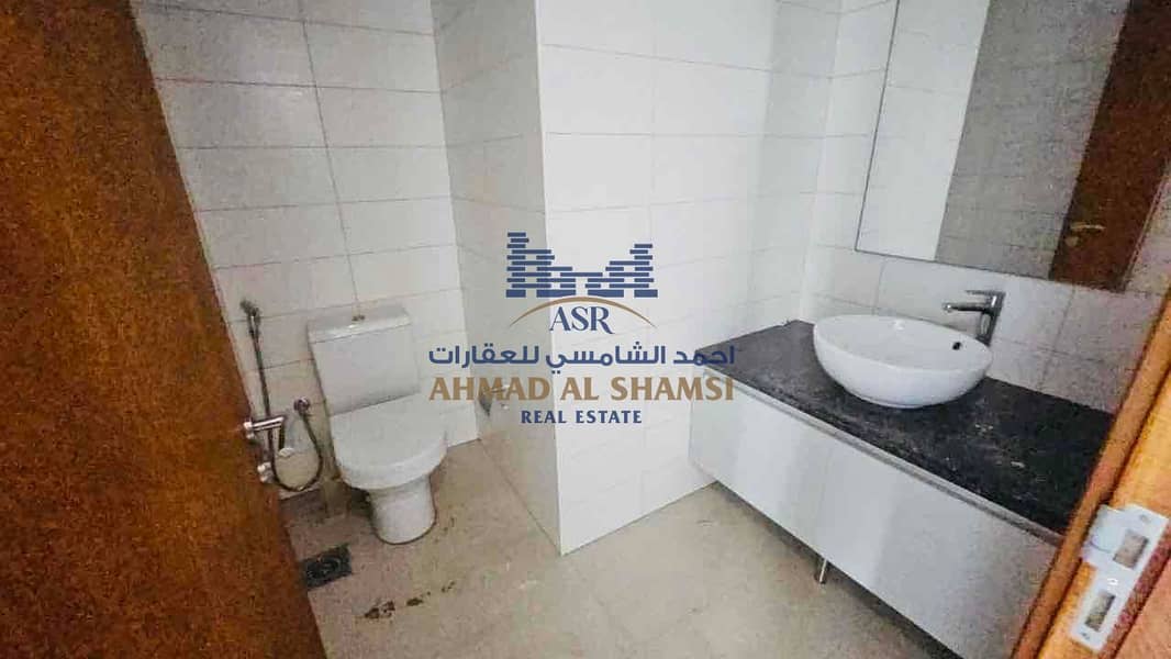 6 05b40d5b-ddbf-44db-80af-52adc8b7e88b. jpg