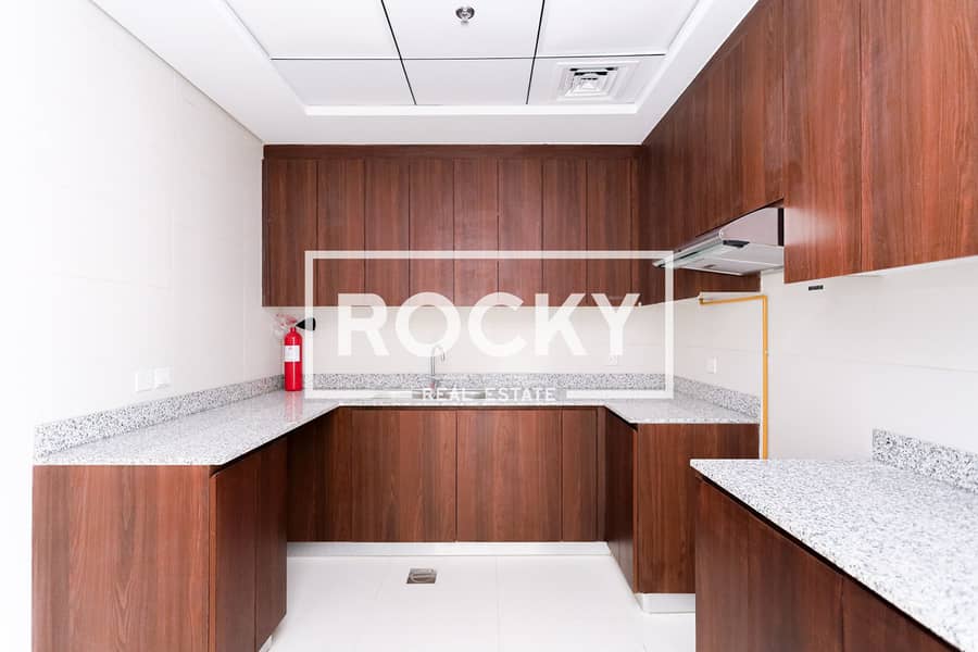 5 Naim Residence - Apartment (7 of 15). jpg