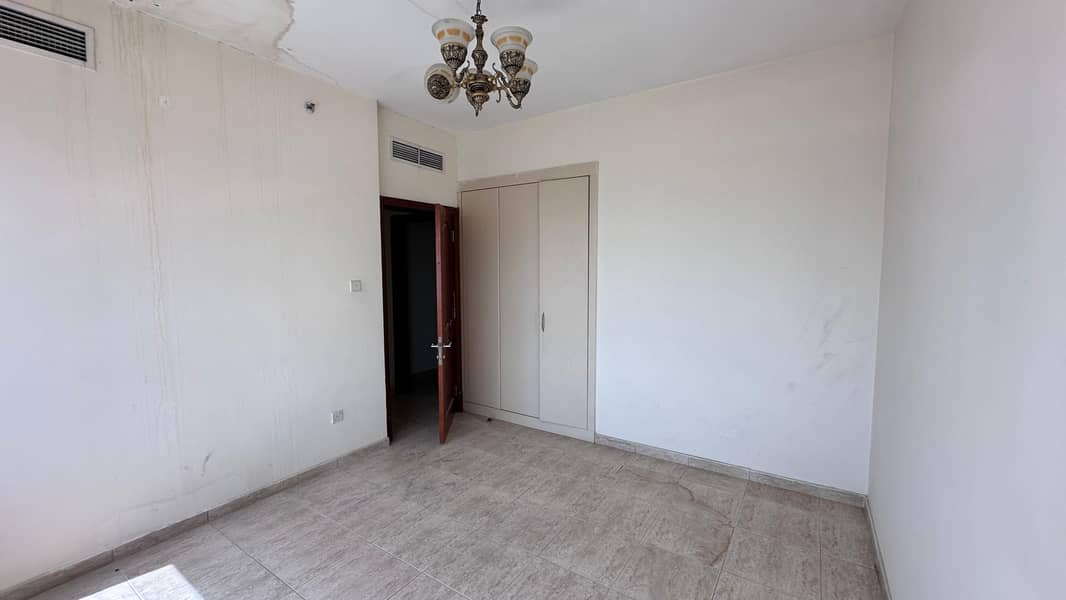 21 e4bd025f-df65-4713-8056-ec060d654b17. jpg