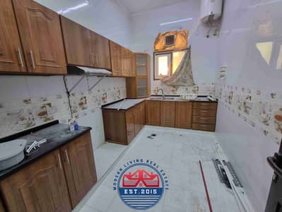 فیلا 6 غرف نوم للايجار في الشامخة، أبوظبي - 20231204_170804. jpg