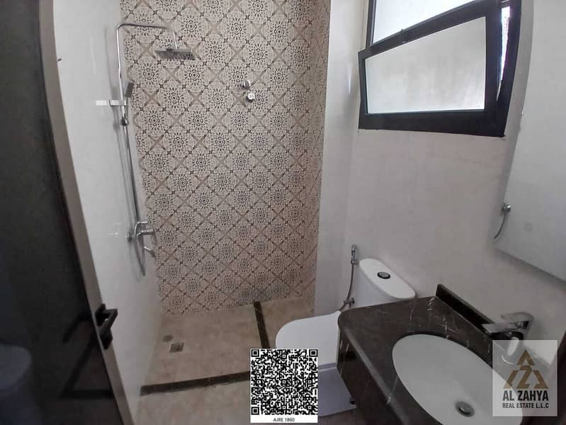 10 840ec611-4bcb-4a26-9fa6-96f2d13ae319. jpg