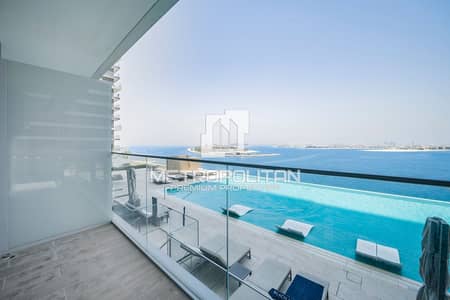 2 Bedroom Apartment for Sale in Dubai Harbour, Dubai - Full Palm View| Beachfront Living | Great Location