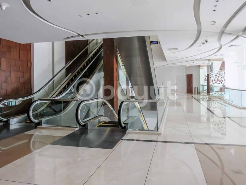 5 Stunning office space with marvel of 180%view of corniche albuhaira