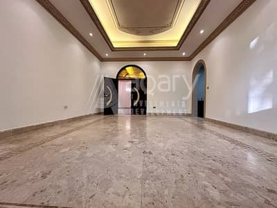 Studio for Rent in Khalifa City, Abu Dhabi - Luxurious Studio with Shared Pool | Prime Area