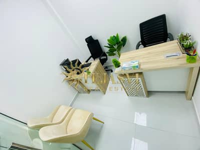 مکتب  للايجار في القرهود، دبي - 07f8d70f-7827-4101-a6d1-27a326725706. jpg
