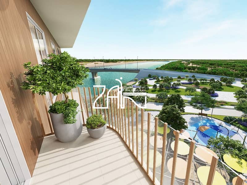 Studio in Lilac with Alluring Garden and Sea Views Studio in Lilac with Alluring Garden and Sea Views