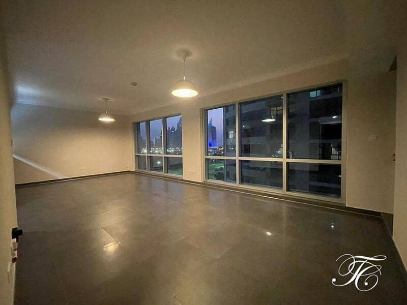 Large Layout | Partial Golf course and canal view | Semi - upgraded Large Layout | Partial Golf course and canal view | Semi - upgraded