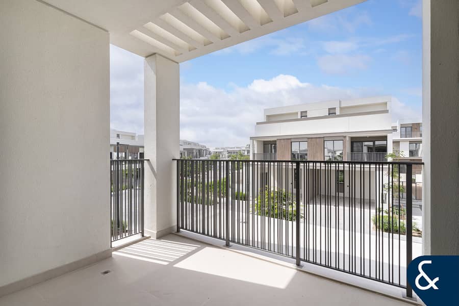 位于蒂拉尔阿尔加夫综合社区,奥拉别墅区 5 卧室的别墅 320000 AED - 11918609 位于蒂拉尔阿尔加夫综合社区,奥拉别墅区 5 卧室的别墅 320000 AED - 11918609
