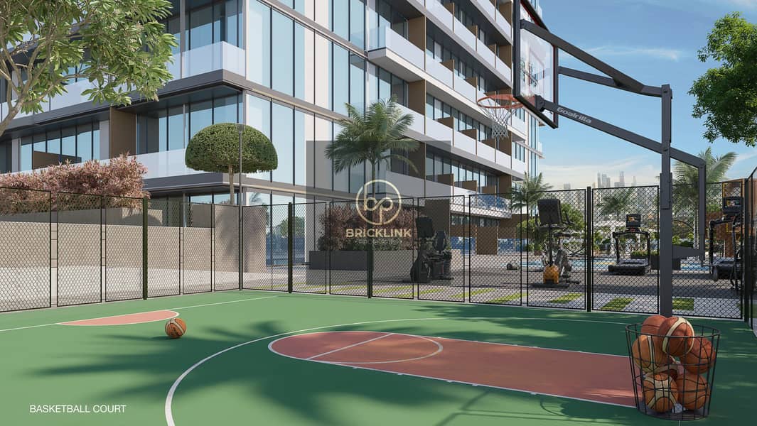 6 SKYHILLS_BROCHURE_SH3_V1-2-22-1. jpg