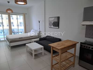 Studio for Rent in Dubai Production City (IMPZ), Dubai - 6nyMSJJS1iEmbFcLh2pt9R7ys9wg6GgP8oEdZs3g