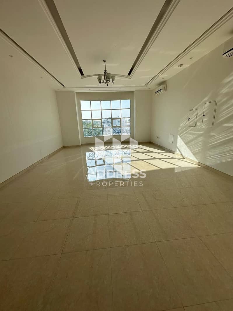 5 صورة واتساب بتاريخ 1446-10-28 في 20.25. 39_8c079269. jpg