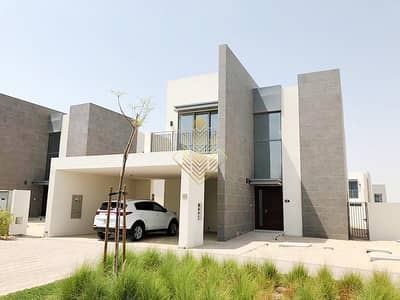 4 Bedroom Villa for Rent in Dubai South, Dubai - Vacant | Close to Pool | Modern Finishing