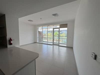 2 Bedroom Apartment for Rent in Business Bay, Dubai - Citymax Hotel View | Open Living Area | Central Location