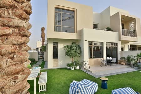 فیلا 4 غرفة نوم للبيع في تاون سكوير، دبي - GATED COMMUNITY| VIDA HOTEL BY EMAAR| PAY IN 2 YEARS فیلا 4 غرفة نوم للبيع في تاون سكوير، دبي - GATED COMMUNITY| VIDA HOTEL BY EMAAR| PAY IN 2 YEARS