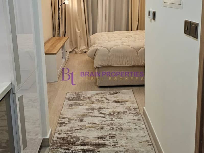 4 furnished-studio-for-rent-azizi-riviera-25-asma (4). jpg