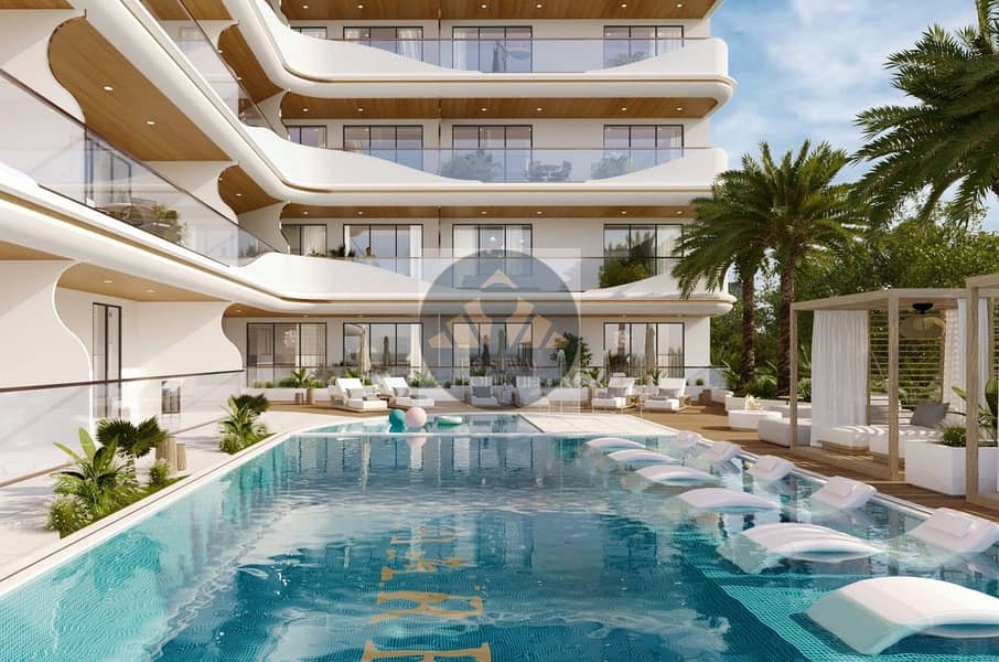 17 swimming pool. jpg