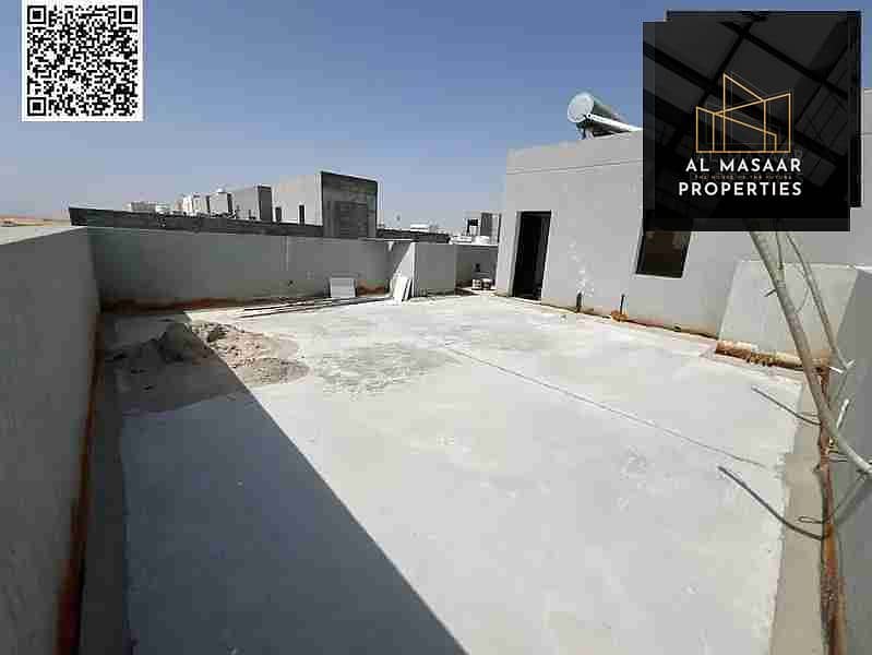 22 1000045810. webp