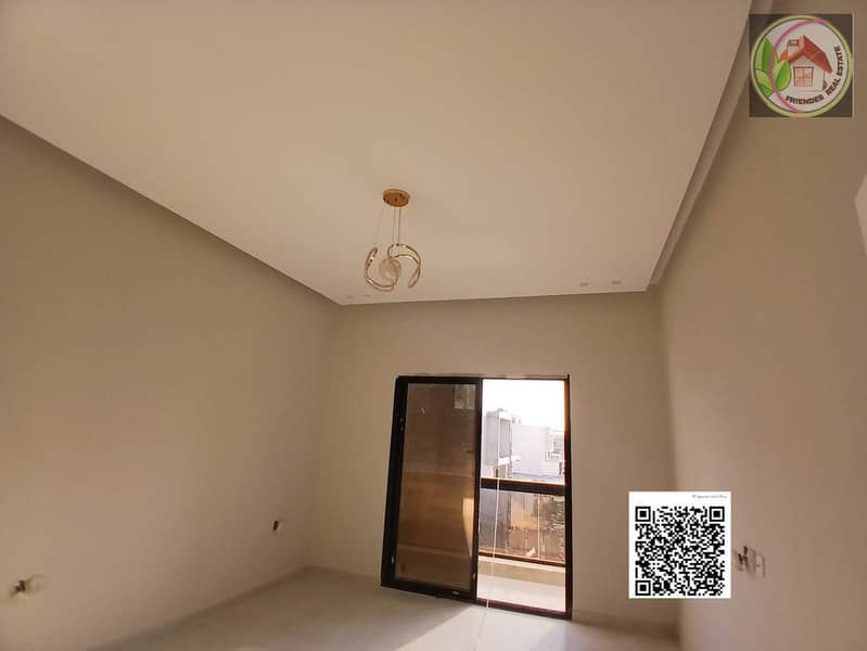 6 47fe3d3e-aa7d-40cc-947d-968015a26b09. jpg