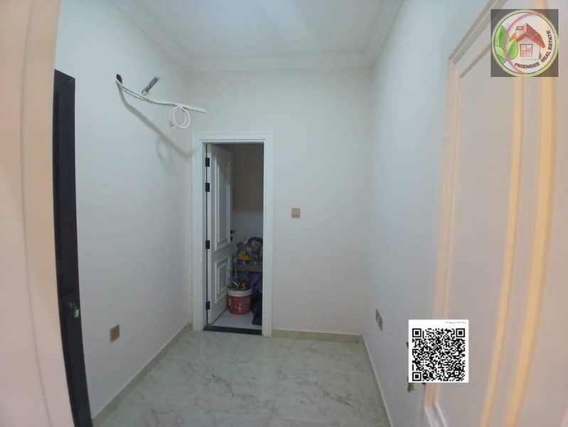 27 ca6d5cf9-7f41-4351-a0c9-96723183cf33. jpg