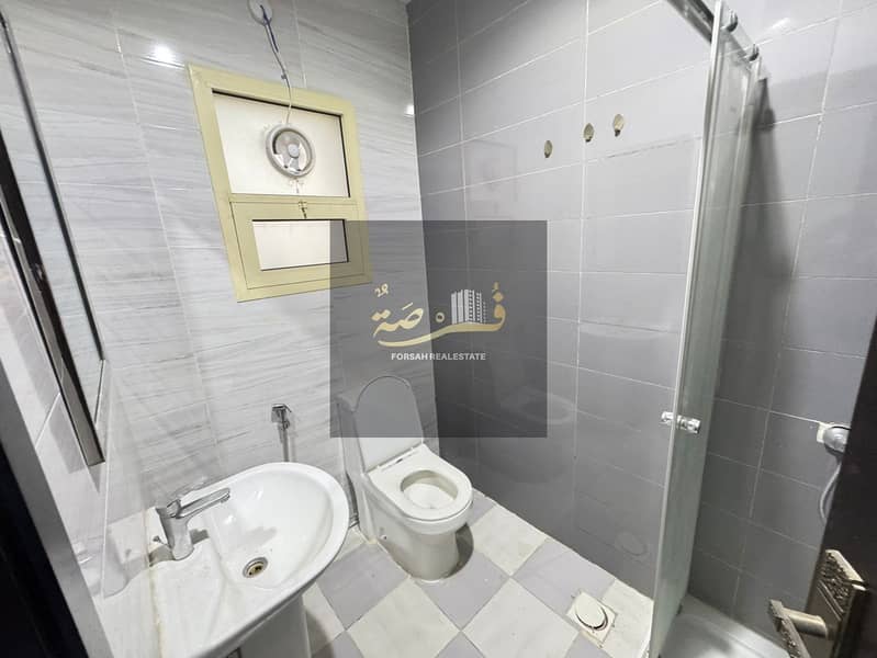 9 37a2abf2-5a91-42e3-96de-9b9aa4cd6552. jpg