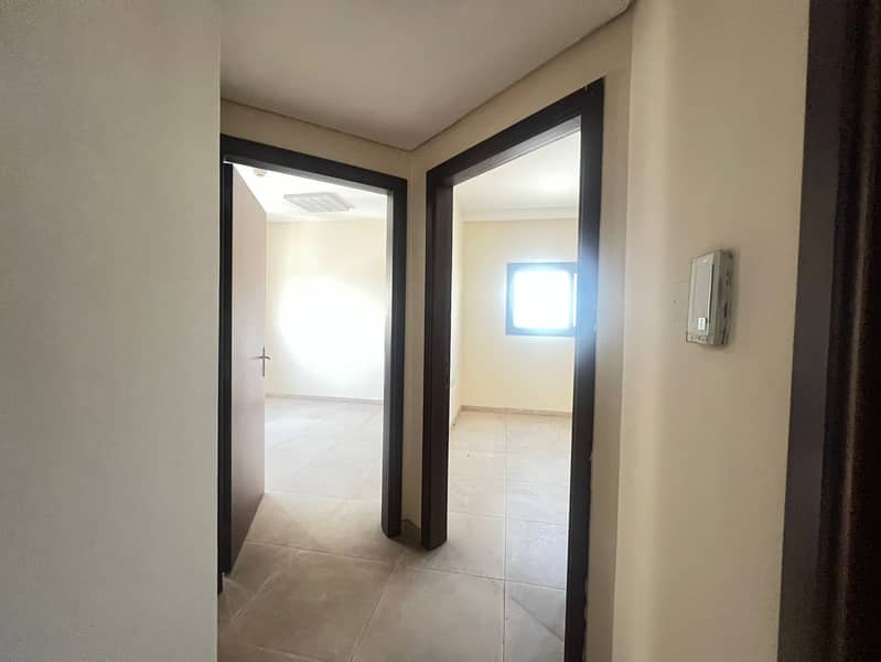 19 bed2c901-bb8e-412f-ae93-ca0e20298647. jpg