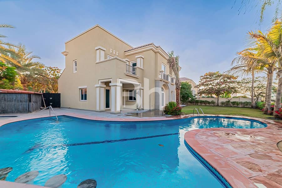 Huge Plot |  Renovation Project | Golf Course