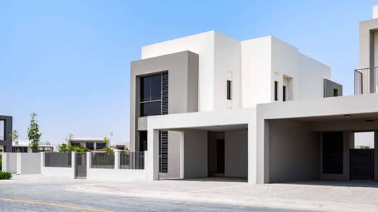 Spacious Home on a Large Plot in Dubai Hills Spacious Home on a Large Plot in Dubai Hills