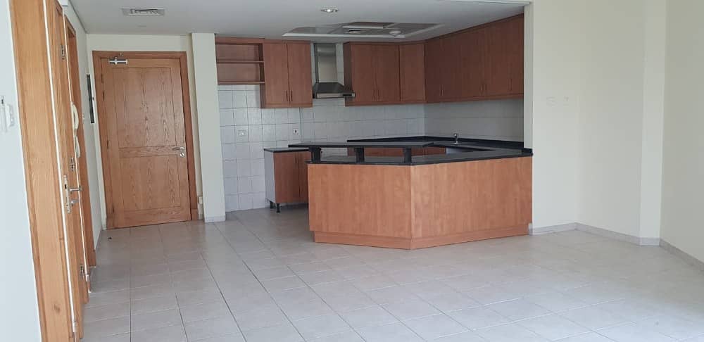 AC, Maintenance, 14 Months Stay 1 BHK in Discovery Gardens Available Now!! AC, Maintenance, 14 Months Stay 1 BHK in Discovery Gardens Available Now!!