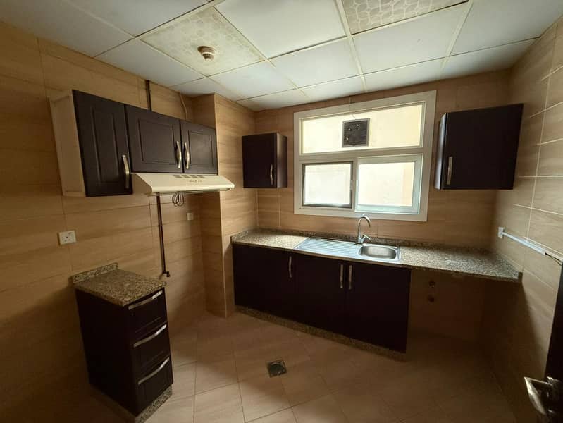 8 cae71b49-25c6-4d7d-bfe6-b438b23cde06. jpg