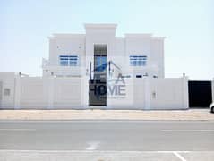 CORNER NEW VILLA Spacious Areas High Finishing