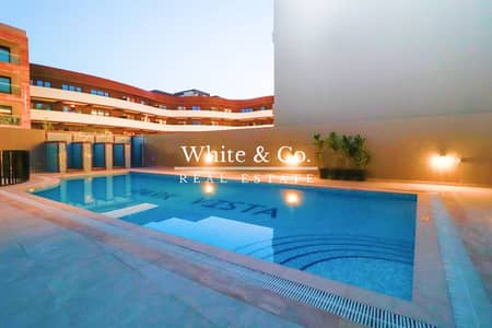 2 Bedroom Flat for Sale in Jumeirah Village Circle (JVC), Dubai - Vacant on Transfer | Pool View | Spacious