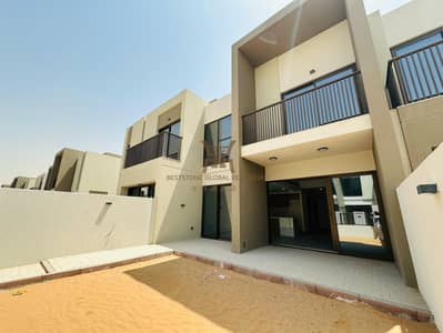 3 Bedroom Villa for Rent in Dubailand, Dubai - 369e83e7-d8c2-4e78-9dd9-9ca0b638e0e5. jpg