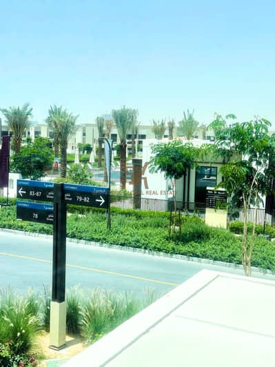 3 Bedroom Villa for Rent in Dubailand, Dubai - Facing Pool Park. jpg