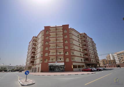 1 Bedroom Flat for Rent in Bur Dubai, Dubai - Facade332. jpg