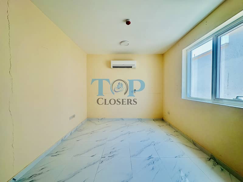 位于阿尔布瓦济，阿尔鲁瓦伊卡 1 卧室的公寓 30000 AED - 11928490