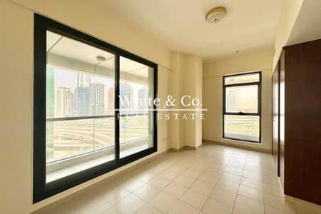 1 Bedroom Flat for Rent in Dubai Marina, Dubai - TWO BALCONIES | SPACIOUS | PANORAMIC WINDOWS