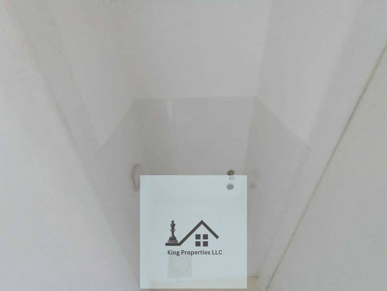 8 20b90ee9-80e1-45da-a2b2-b350c09656d5. jpg