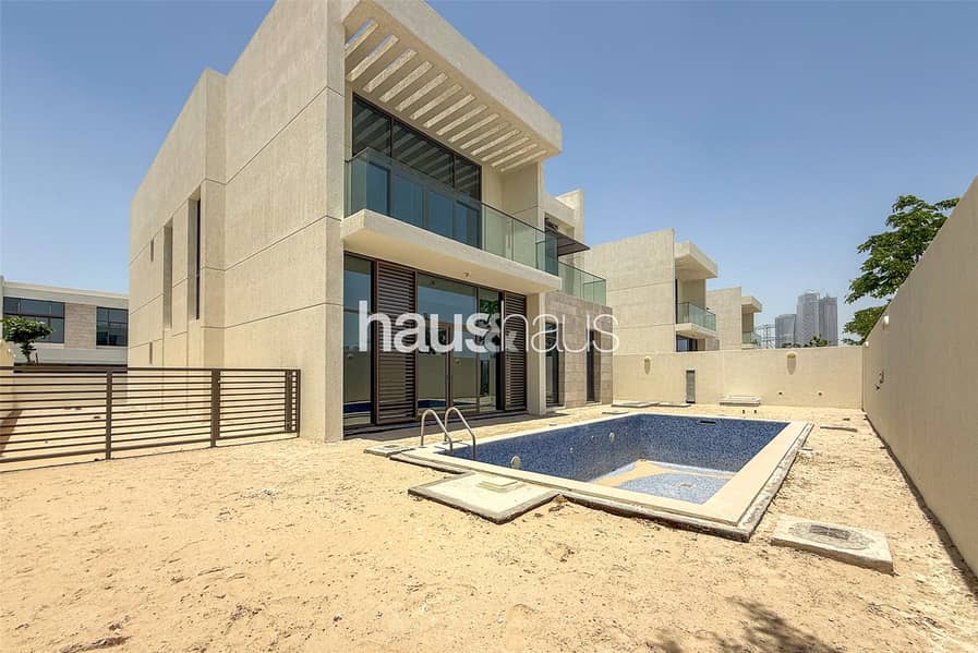 D1 specialist | Large Plot | Genuine Listing