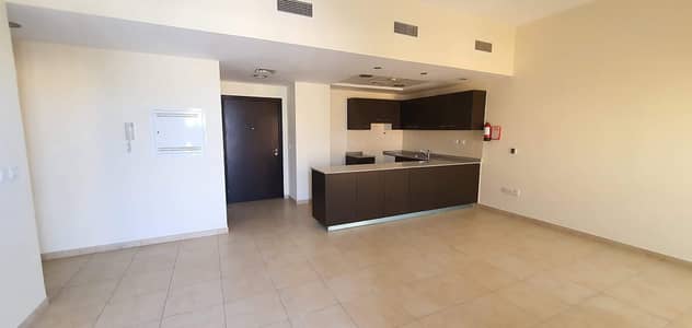 2 Bedroom Apartment for Rent in Remraam, Dubai - WhatsApp Image 2021-04-13 at 3.43. 47 PM (3). jpeg
