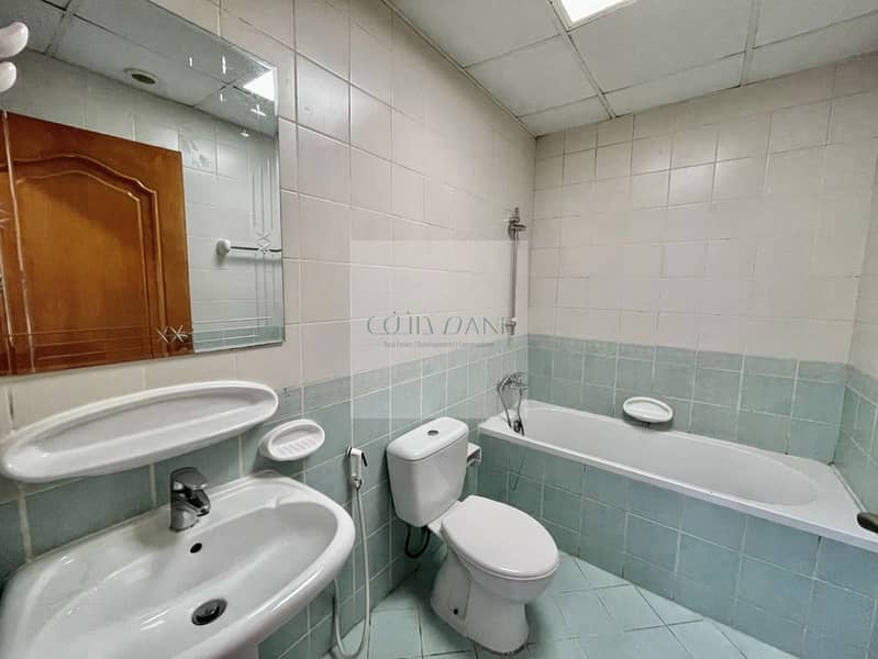 8 20d93102-ec59-4ecd-acaa-b66b44e915c3. jpg