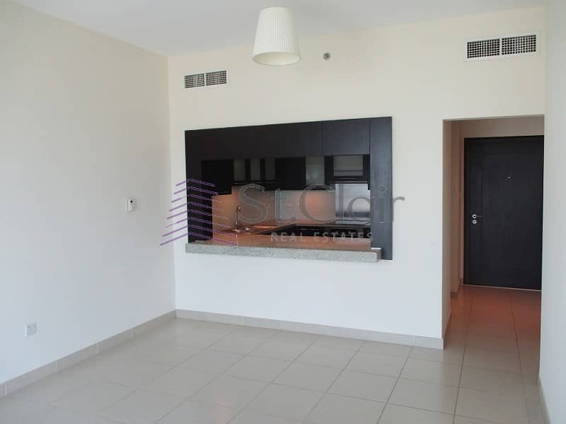 Cheapest Price 1 Bed | Internal Community View