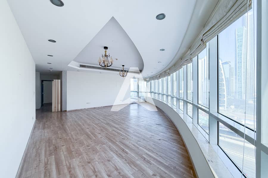 Modified 4BR | Next to Metro | Sheikh Zayed Rd Modified 4BR | Next to Metro | Sheikh Zayed Rd