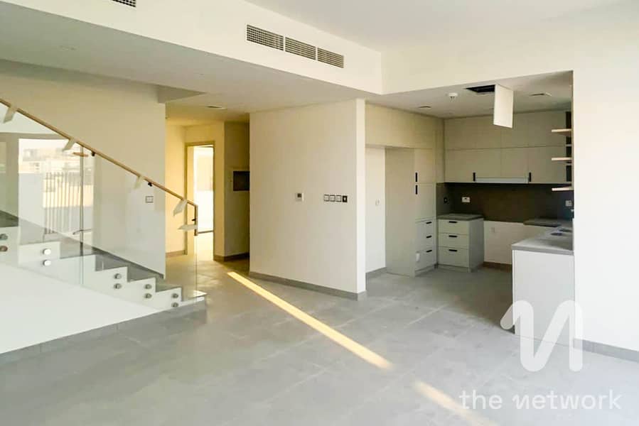 位于阿拉伯牧场3号,鲁巴小区 4 卧室的联排别墅 235000 AED - 11931482 位于阿拉伯牧场3号,鲁巴小区 4 卧室的联排别墅 235000 AED - 11931482