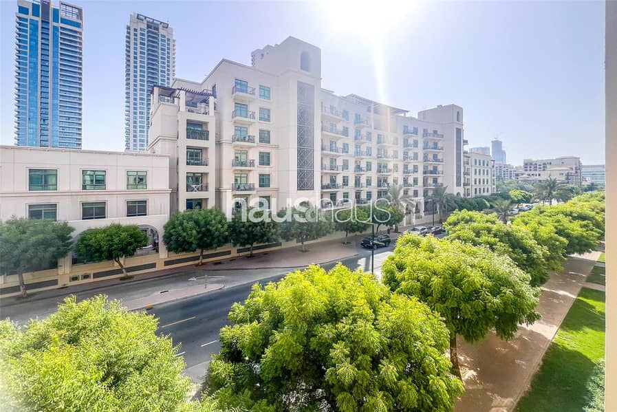 Modern | Partially Upgraded | Prime Location Modern | Partially Upgraded | Prime Location
