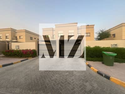فیلا 6 غرف نوم للبيع في السيوح، الشارقة - صورة واتساب بتاريخ 2025-05-22 في 15.38. 16_69428cd4. jpg