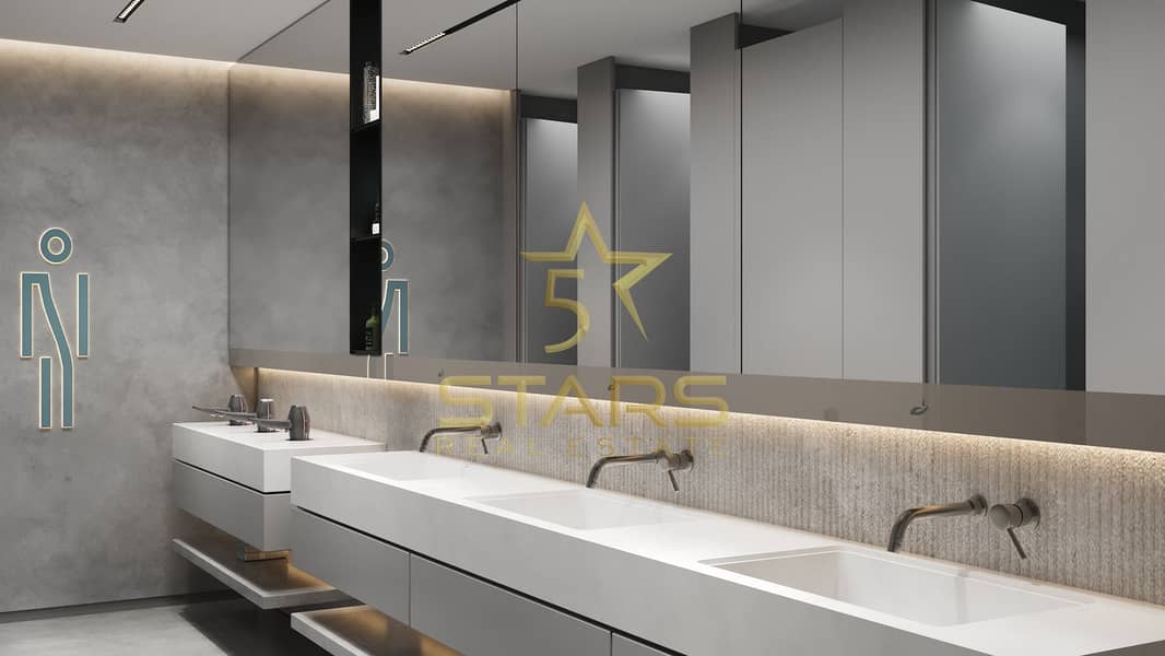 50 LOCKER ROOM 2. jpg