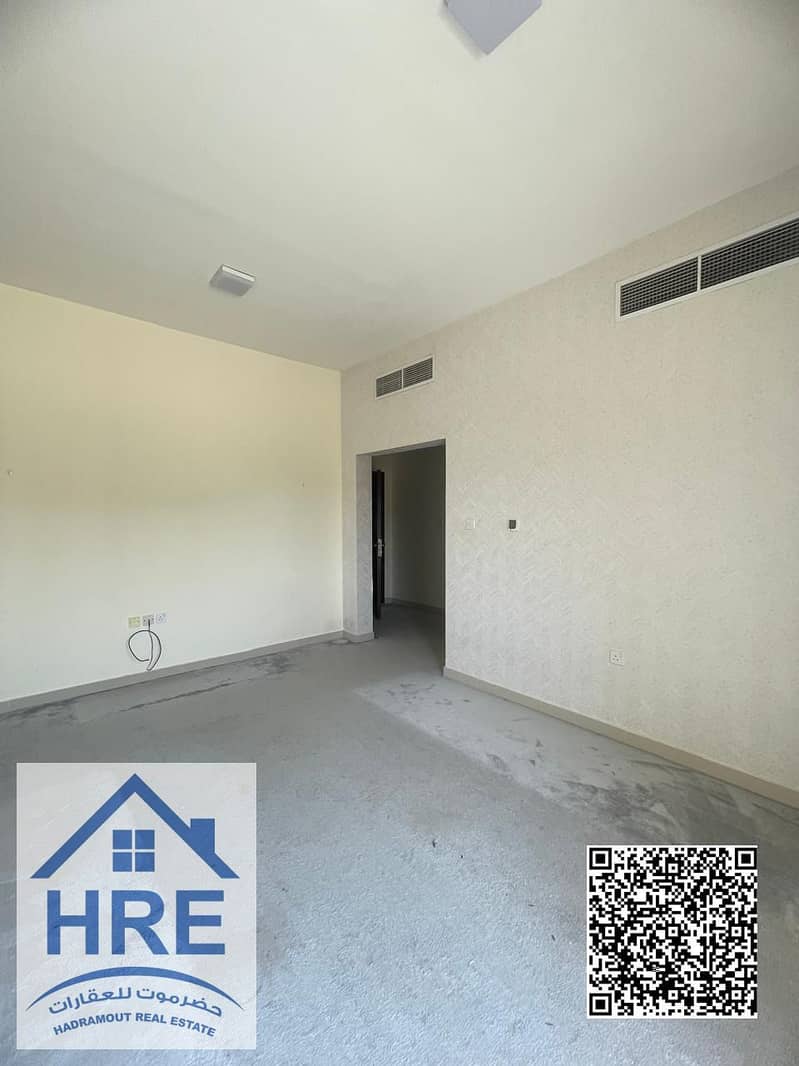 13 d8960832-dcb8-4d03-9d0e-98747ae83ae3. jpg
